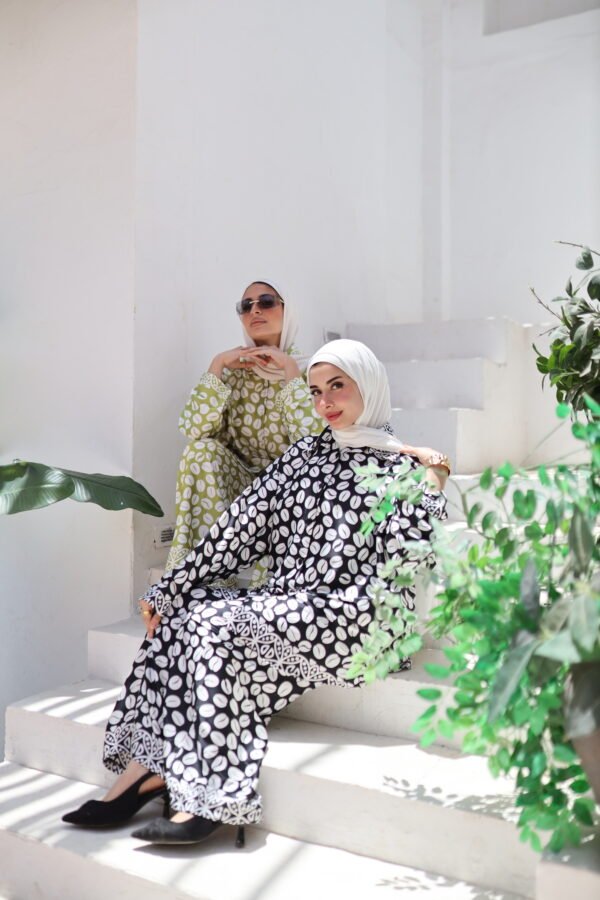 Suit - Image 5